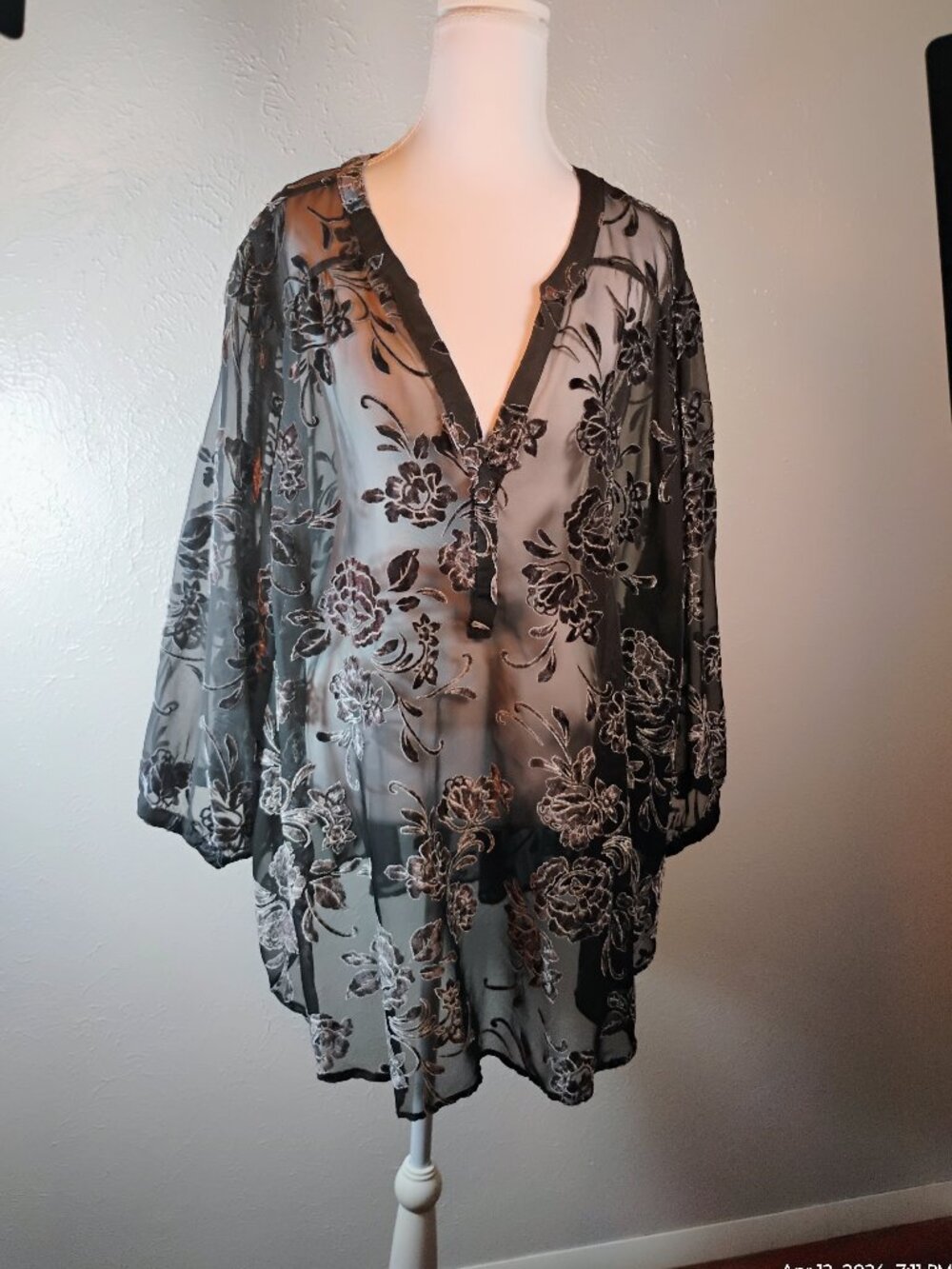 Torrid Velvet Burnout Black Sheer Tunic Blouse Size 4x